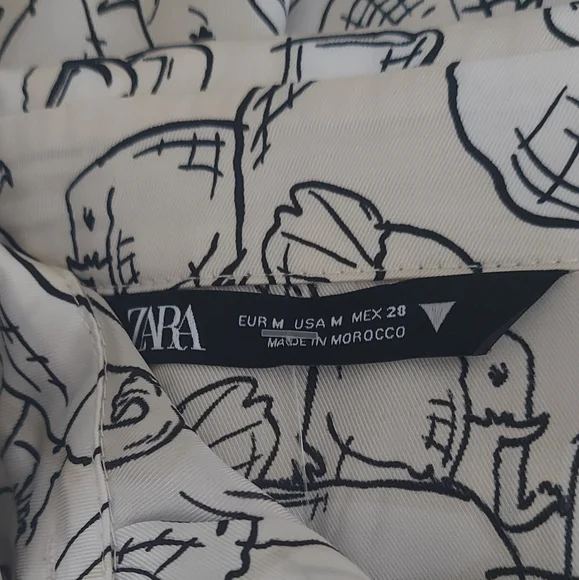 Zara Oversized Elephant Print Shirt Size M Satin Blouse White & Ivory BNWOT - Picture 8 of 8